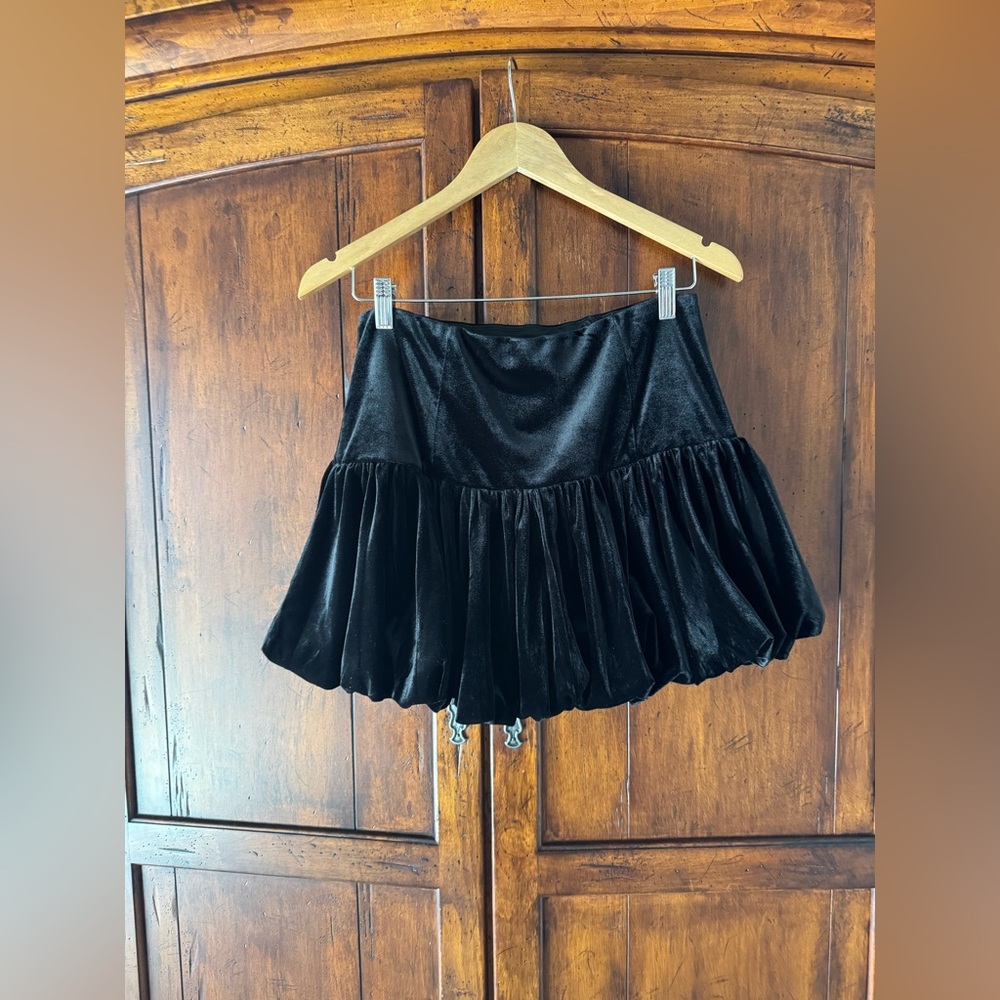 Lisa Says Gah Scarlett Bubble Mini Skirt Large - Picture 7 of 9